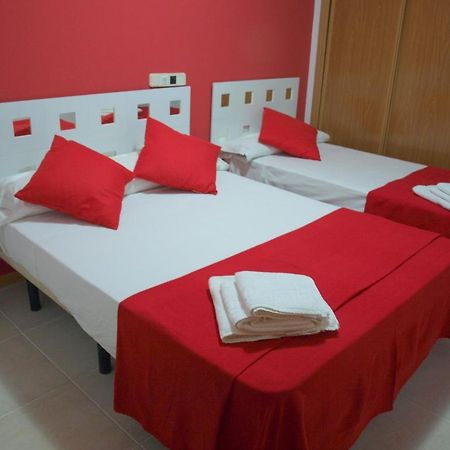 Hostal El Parque San Martín de la Vega Exterior foto