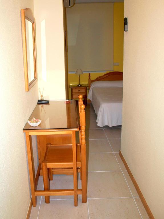 Hostal El Parque San Martín de la Vega Exterior foto